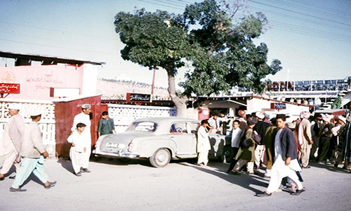 Có thể nhận thấy rõ ràng, đất nước Afghanistan đang trải qua quá trình hiện đại hóa hồi những năm 1960.
