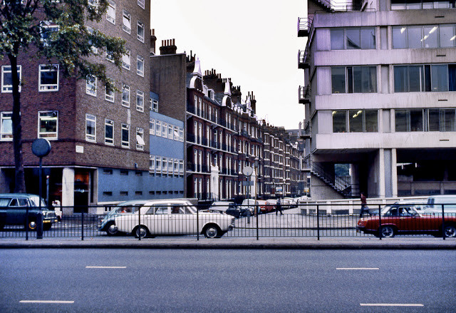 Những bức ảnh phần nào cho thấy một thủ đô London hiện đại, nhộn nhịp và phát triển từ hàng chục năm về trước.