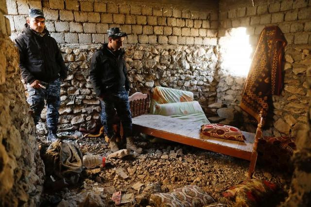 Căn phòng từng là nơi ẩn náu của một tay súng IS hòng tấn công binh sĩ Iraq.