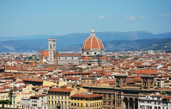Thành phố Florence của Italy cũng là điểm đến lý tưởng cho các cặp vợ chồng mới cưới.