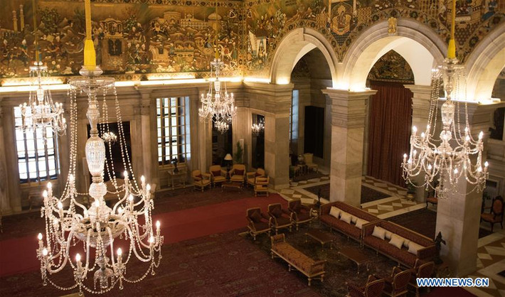 Dinh Tổng thống Ấn Độ (còn được gọi là Rashtrapati Bhavan) do kiến trúc sư người Anh Sir Edwin Lutyens thiết kế năm 1921 và hoàn thành vào năm 1929.