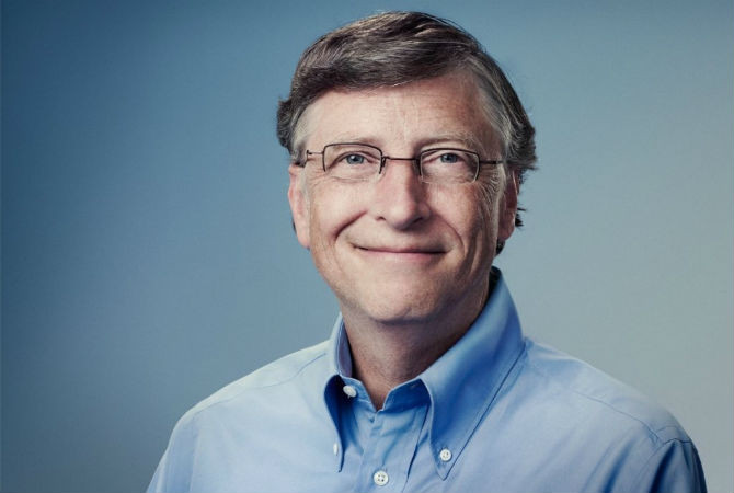 Tỷ phú Bill Gates kiếm được 15 nghìn USD mỗi phút.