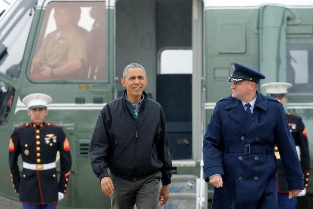 Trước đó, Tổng thống Mỹ Obama lên chiếc Air Force One tại căn cứ Andrews hôm 21/5 để tới thăm Việt Nam và Nhật Bản. Ảnh Reuters.