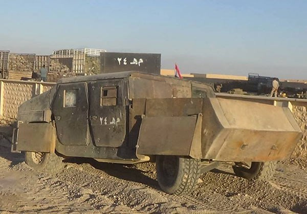 “Trước đó, quân chính phủ Syria cũng nhiều lần phát hiện vũ khí do Israel sản xuất tại những căn cứ cũ của IS”, một chỉ huy Syria cho hay. Ảnh: FNA.