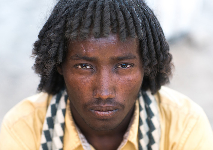 Một người đàn ông thuộc bộ lạc Afar với kiểu tóc truyền thống ở Assayta, Ethiopia, ngày 1/3/2016. Ảnh: The Atlantic.