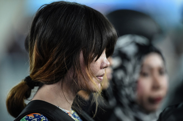 Đoàn Thị Hương, 28 tuổi và bị cáo người Indonesia Siti Aisyah, 25 tuổi, đã đến ga khởi hành của sân bay quốc tế Kuala Lumpur khoảng trước 10h sáng. Ga khởi hành là nơi mà Kim Jong Nam được cho là đã bị giết bằng chất độc thần kinh VX cực mạnh. Ảnh: Getty.