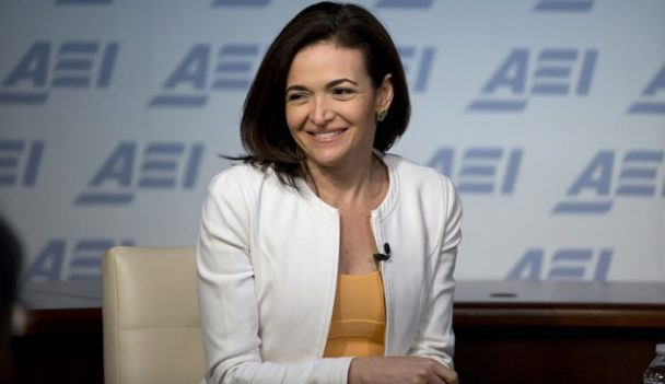 Sheryl Sandberg, sinh năm 1969, Giám đốc điều hành của Facebook. Theo Tạp chí Times, bà là một trong 100 người có ảnh hưởng nhất thế giới. Ảnh: WL.