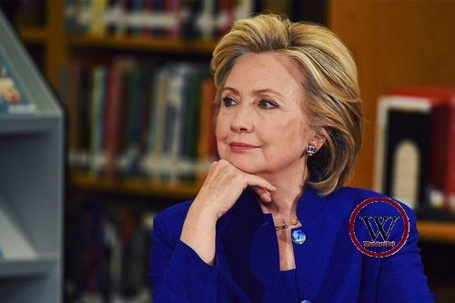 Cựu Ngoại trưởng Mỹ Hillary Clinton là người phụ nữ quyền lực thứ hai, theo xếp hạng của trang Wonders List. Bà từng theo học trường Luật và là Đệ nhất phu nhân Mỹ trong khoảng thời gian từ năm 1993 đến 2001. Bà từng tham gia tranh cử Tổng thống Mỹ vào năm 2008 và 2016. Ảnh: WL.
