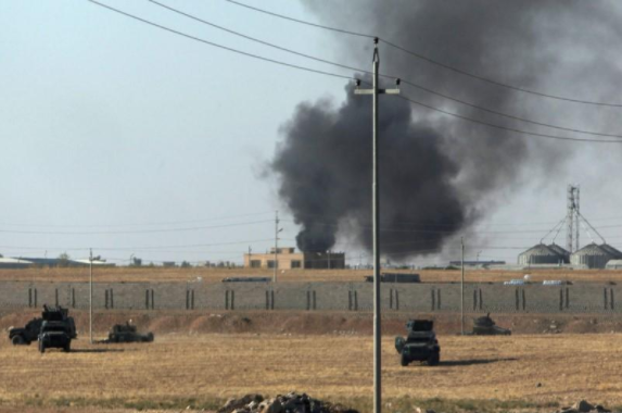 “Quân đội Iraq và đồng minh đã giành quyền kiểm soát thị trấn Altun Kupri của tỉnh Kirkuk từ tay lực lượng Peshmerga của người Kurd, sau cuộc giao tranh kéo dài ba giờ đồng hồ”, nguồn tin cho hay. Ảnh: Reuters.