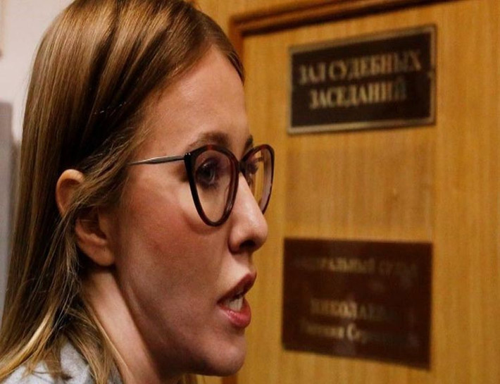 Tuy nhiên, trong cuộc phỏng vấn mới đây với tờ Guardian (Anh), nữ ứng viên Tổng thống Nga Ksenia Sobchak đã thừa nhận rằng cô không có sức nặng chính trị và có ít khả năng giành chiến thắng. Ảnh: BBC.