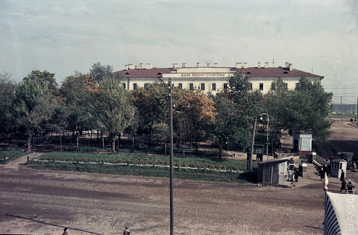 Một góc thành phố Minsk thanh bình thập niên 1950. Ảnh: ER.