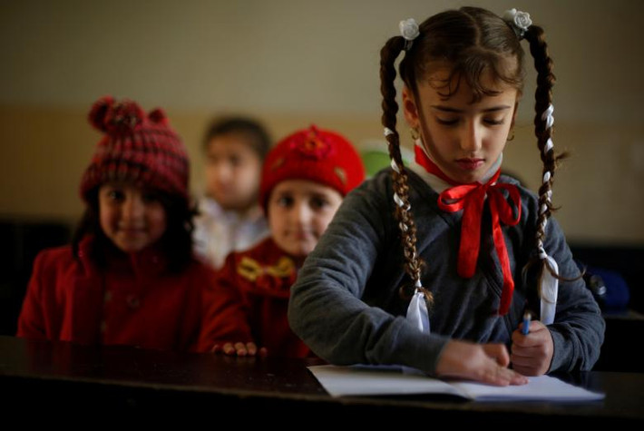 Bên trong một lớp học ở thành phố Mosul, tháng 1/2017. Ảnh: Reuters.