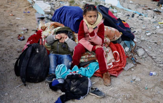 Các cuộc giao tranh khiến nhiều người dân ở Gaza phải sơ tán.