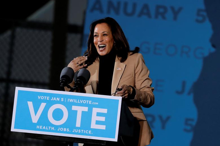 Phó Tổng thống đắc cử Kamala Harris vận động tranh cử cho ứng viên Jon Ossoff và Raphael Warnock tại Savannah hôm 3/1.