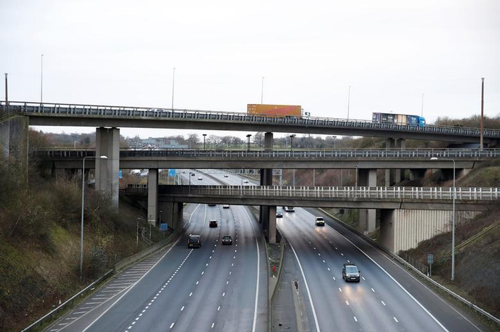 Quang cảnh đường cao tốc M25 trong giờ cao điểm buổi sáng ở Hertfordshire, ngày 5/1.