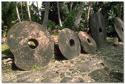 Những viên đá có giá trị khác nhau và không phải tùy thuộc vào độ lớn, mà tùy thuộc vào lịch sử của chúng. Ảnh: Pinterest.