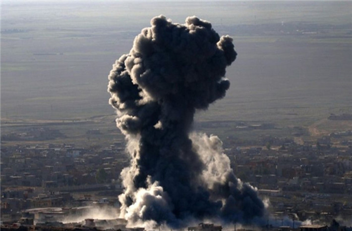 Trong diễn biến khác trên chiến trường Syria, các chiến đấu cơ Nga và Syria đã tiến hành nhiều đợt không kích nhằm vào căn cứ của nhóm khủng bố HTS ở Bắc Hama và Nam Idlib hôm 3/7.
