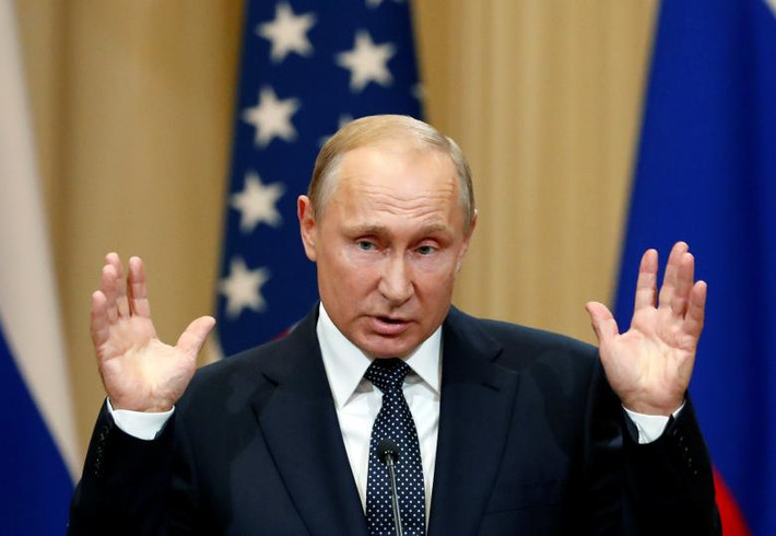 Tống thống Putin khẳng định Nga không can thiệp vào cuộc bầu cử Tổng thống Mỹ năm 2016. Theo ông chủ Điện Kremlin, trong cuộc hội đàm, hai bên đã vạch ra những bước đi đầu tiên để cải thiện mối quan hệ song phương cũng như khôi phục mức độ tin tưởng có thể chấp nhận được. Ảnh: Reuters.