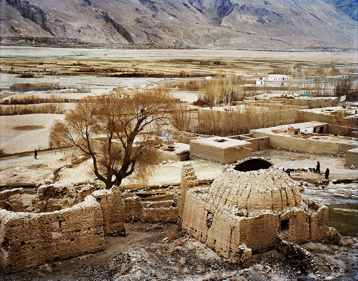 Wakhan Corridor là dải đất hẹp nằm ở phía đông bắc Afghanistan, giáp ranh với Tajikistan, Pakistan và miền tây Trung Quốc. Lagrange và một nhóm người đi cùng anh đã mất ba ngày đến tới được nơi này.