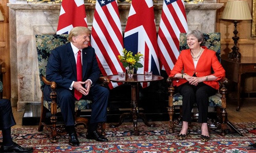 Ngày 13/7, Tổng thống Trump và Thủ tướng May đã có cuộc hội đàm tại dinh thự Checkers gần Aylesbury để đàm phán song phương về chính sách đối ngoại. Ảnh: Reuters.