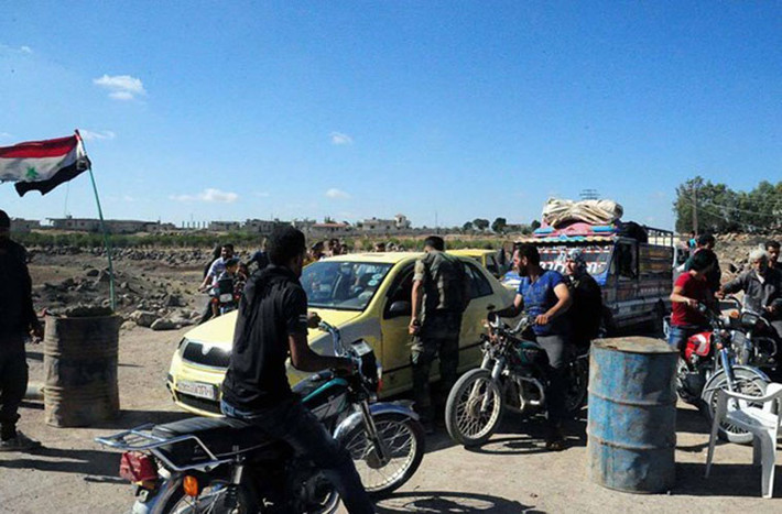 “Quân đội Syria gần đây đã điều lượng lớn binh sĩ và trang thiết bị quân sự tới Đông Nam Idlib, chủ yếu là thị trấn al-Dhohour, và al-Zalaqiyat ở Bắc Hama. Họ đang chuẩn bị cho trận chiến cuối cùng sắp diễn ra tại Idlib”, nguồn tin cho biết thêm. Ảnh: FNA.