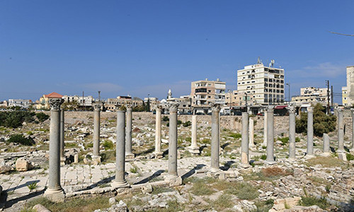 Những cây cột từ thời La Mã ở thành phố cổ Tyre, Lebanon. Khu vực này được cho là nằm trong một trường đấu vật Hy Lạp cổ đại.