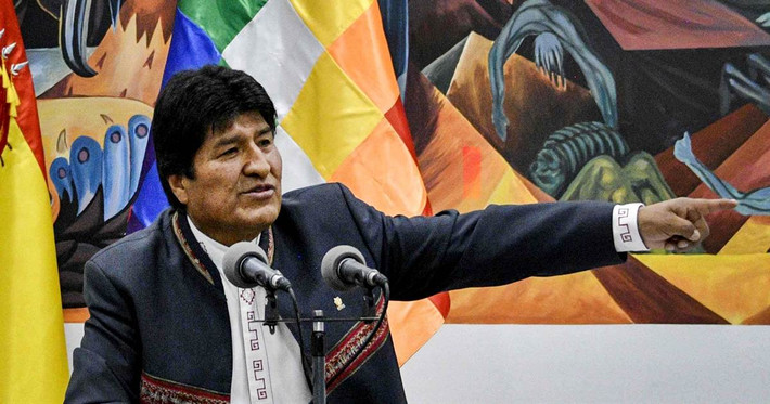 Tuy nhiên, chính phủ của ông Morales đã sụp đổ ngày 10/11 sau khi đồng minh của đảng cầm quyền từ bỏ ông và quân đội kêu gọi ông từ chức sau cuộc bầu cử gây tranh cãi bị cho là gian lận. Ảnh: NBC News.
