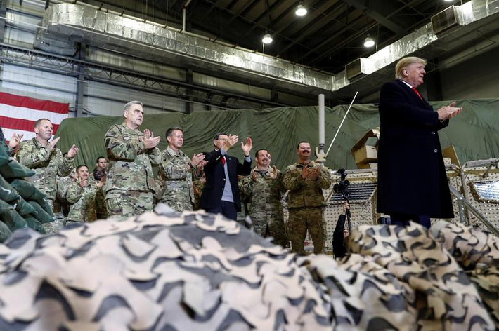 Tổng thống Trump phát biểu trước các binh sĩ tại căn cứ Bagram ngày 28/11.