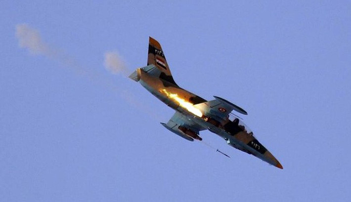 Cùng lúc, các chiến đấu cơ Syria cũng tiến hành 5 đợt không kích nhằm vào khu vực nằm dưới sự kiểm soát của phiến quân gần biên giới với Thổ Nhĩ Kỳ. Ảnh: TNS.