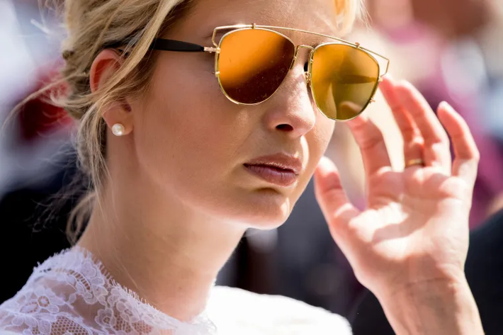 Những năm đầu đời, Ivanka học tại trường Chaplin dành cho giới nhà giàu ở Manhattan. Sau đó, cô chuyển tới trường Choate Rosemary Hall tại bang Connecticut. Ivanka từng là sinh viên trong chương trình MSB của Georgetown trong 2 năm trước khi chuyển sang học kinh doanh. Ảnh: Time/Getty.