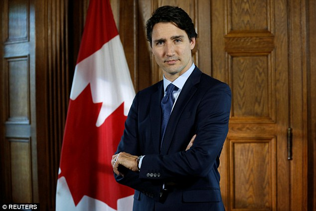 Không chỉ được yêu mến bởi vẻ ngoài điển trai, ông Trudeau còn từng chiếm được cảm tình của nhiều người vì mang khuynh hướng đấu tranh cho quyền lợi của phụ nữ. Ảnh: Reuters.