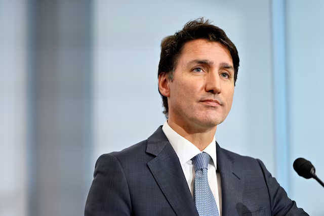 Thủ tướng Canada Justin Trudeau theo học tại Đại học British Columbia và Đại học McGill. Ít ai biết rằng, ông từng là một giáo viên dạy Toán và tiếng Pháp trước khi theo đuổi sự nghiệp chính trị. Ảnh: Reuters.