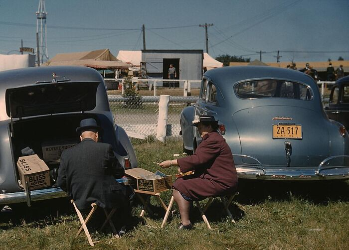 Tại hội chợ tiểu bang Vermont, Rutland, tháng 9/1941.