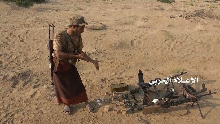 ...và mất nhiều xe quân sự trong cuộc tấn công thất bại ở miền bắc Yemen vừa qua. Ảnh: AMN.