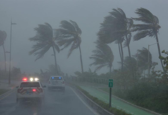 Bão Irma cũng đã đổ bộ vào San Juan, Puerto Rico – vùng lãnh thổ hải ngoại của Mỹ. Ảnh: Reuters.