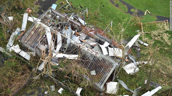 Một ngôi nhà bị phá hủy ở thành phố San Juan, Puerto Rico, ngày 21/9. Ảnh: CNN.