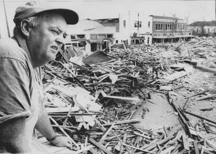 Năm 1969, trận bão Camille tấn công bờ biển Mississippi, cướp đi sinh mạng hơn 140 người. Ngoài ra, 100 người khác thiệt mạng do lũ lụt nghiêm trọng mà bão gây ra ở Virginia. Ảnh: DT.