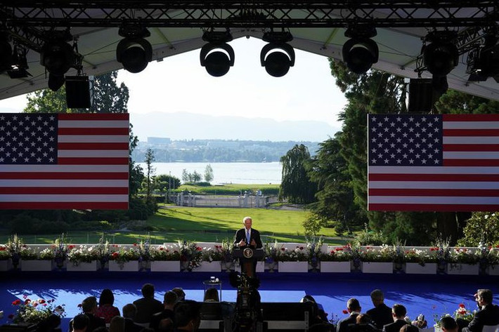 Cuộc hội đàm thượng đỉnh Putin - Biden bao gồm hai phiên làm việc là hội đàm diện hẹp giữa hai vị tổng thống có sự tham gia của hai ngoại trưởng, và hội đàm mở rộng. Phát biểu tại cuộc họp báo riêng sau khi hội nghị kết thúc, Tổng thống Biden thể hiện sự lạc quan về kết quả hội nghị, đồng thời bày tỏ sự tin tưởng vào triển vọng cải thiện quan hệ giữa hai nước.