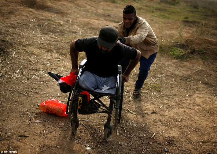 Được biết, Abu đã tham gia vào nhiều cuộc biểu tình của người Palestine những ngày qua. Ảnh: Reuters.