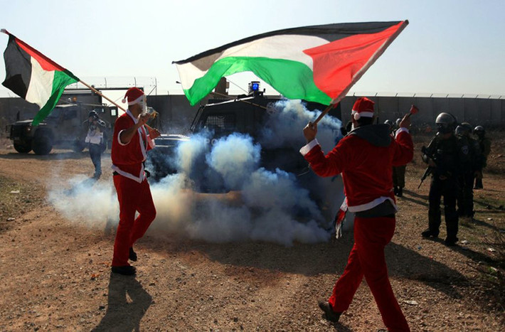 Trước đó, ngày 6/12, Tổng thống Trump chính thức công nhận Jerusalem là thủ đô của Israel, dẫn đến các cuộc biểu tình dữ dội tại nhiều khu vực ở Bờ Tây, Jerusalem và Dải Gaza,...Ảnh: SF.