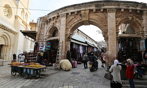 Jerusalem nằm ở phía đông Tel Aviv và là một trong những thành phố cổ nhất trên thế giới. Ảnh: Một góc Thành phố cổ Jerusalem ngày 5/12/2017. Ảnh: Sputnik.