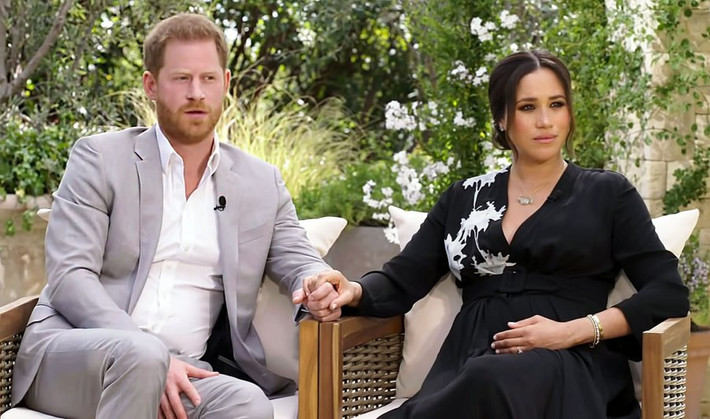 Theo Daily Mirror, các thành viên Hoàng gia Anh khi đó đã tỏ ra rất thất vọng với cuộc phỏng vấn của Harry - Meghan.