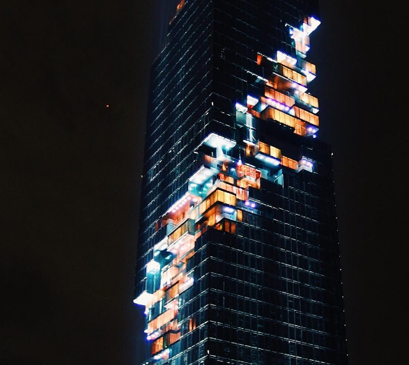 Được biết, tòa MahaNakhon cao 314 mét gồm 77 tầng. Ảnh: Instagram.