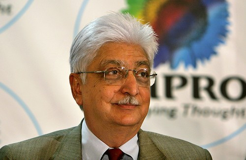 Chủ tịch công ty Wipro của Ấn Độ Azim Premji đã hiến 8 tỷ USD làm từ thiện. Ông cũng là chủ tịch quỹ Azim Premji chủ yếu tập trung vào việc nâng cao chất lượng và sự công bằng trong nền giáo dục ở Ấn Độ.