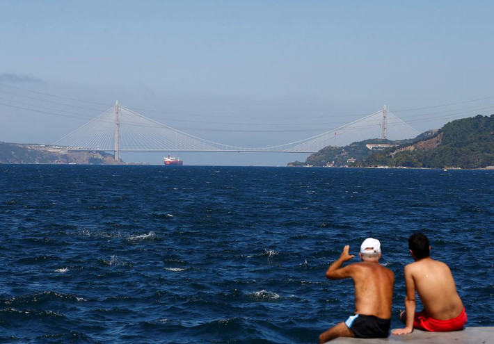 Cầu treo Yavuz Sultan Selim là cây cầu thứ ba bắc qua eo biển Bosphorus, nối liền Châu Âu và Châu Á.