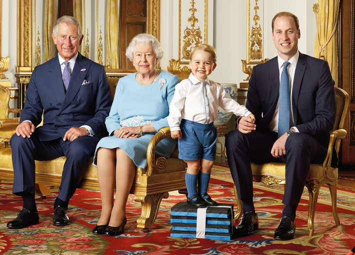 Ngoài Nữ hoàng Elizabeth II, các thành viên khác trong gia đình Hoàng gia Anh cũng có những biệt danh thú vị riêng. Ảnh: US Weekly.