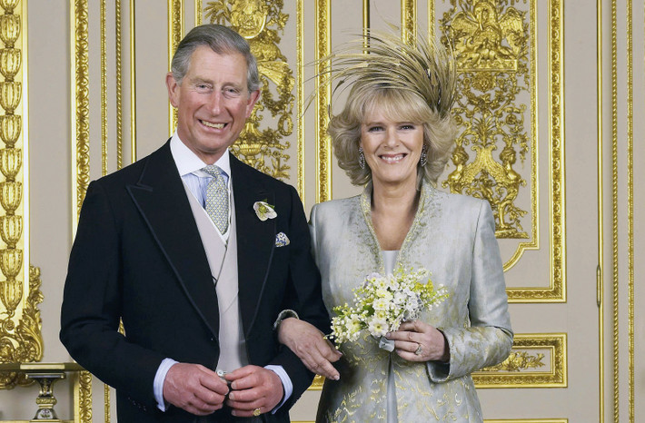 Năm 2005, Thái tử Charles tái hôn với người bạn gái lâu năm là Camilla Parker Bowles. Tuy nhiên, hiện tại, cuộc hôn nhân của Thái tử Charles và Công nương Camilla đang bị đồn đoán đứng trước nguy cơ tan vỡ sau 13 năm. Ảnh: Getty.