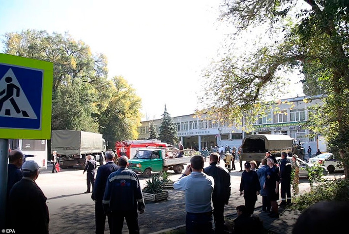 Hiện chưa rõ động cơ gây án của hung thủ. Các nhà chức trách Crimea đang mở cuộc điều tra vụ việc.