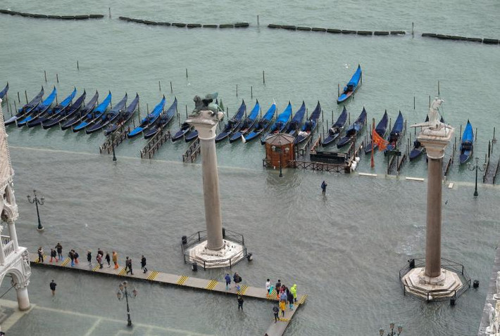 Biển nước mênh mông tại một địa điểm ở Venice, thành phố nổi tiếng của nước Italy.