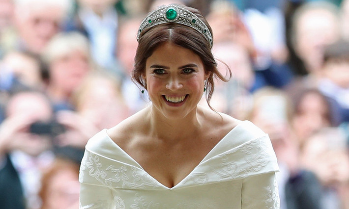 Công chúa Eugenie, sinh ngày 23/3/1990, là con gái út của Hoàng tử Andrew. Cô là người xếp ở vị trí thứ 10 trong danh sách các thành viên Hoàng gia Anh có quyền thừa kế ngai vàng. Ảnh: Hello Magazine.